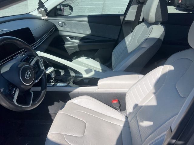 2022 Hyundai Elantra Limited