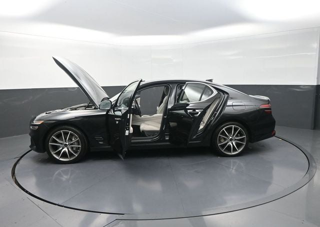2025 Genesis G70 2.5T