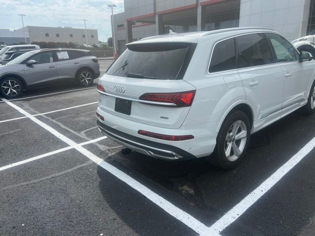 2021 Audi Q7 55 Premium quattro