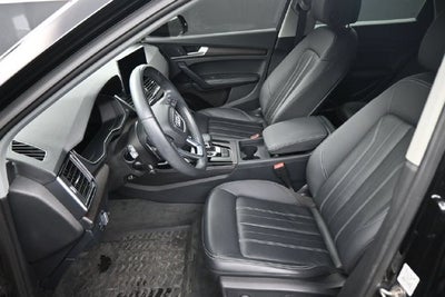 2023 Audi Q5 45 S line Premium quattro