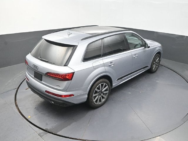 2022 Audi Q7 45 Premium Plus quattro