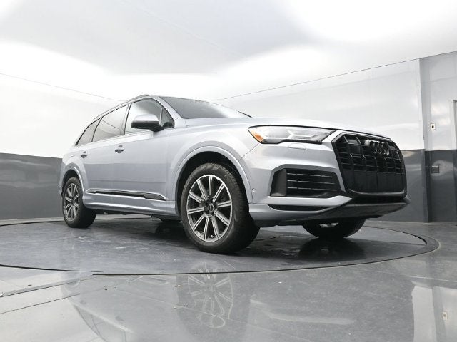 2022 Audi Q7 45 Premium Plus quattro