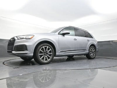 2022 Audi Q7 45 Premium Plus quattro