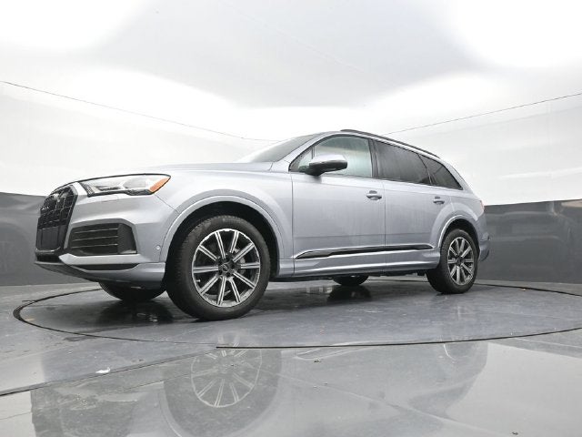 2022 Audi Q7 45 Premium Plus quattro