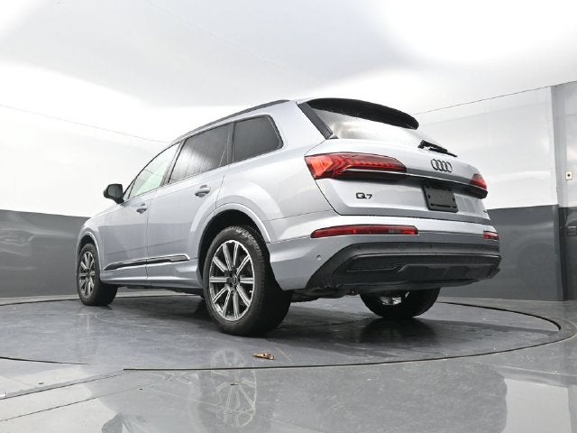 2022 Audi Q7 45 Premium Plus quattro