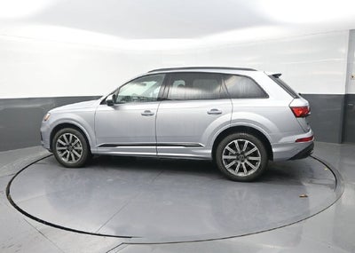 2022 Audi Q7 45 Premium Plus quattro