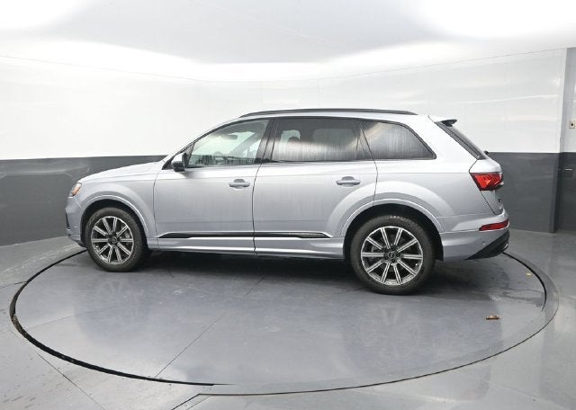 2022 Audi Q7 45 Premium Plus quattro