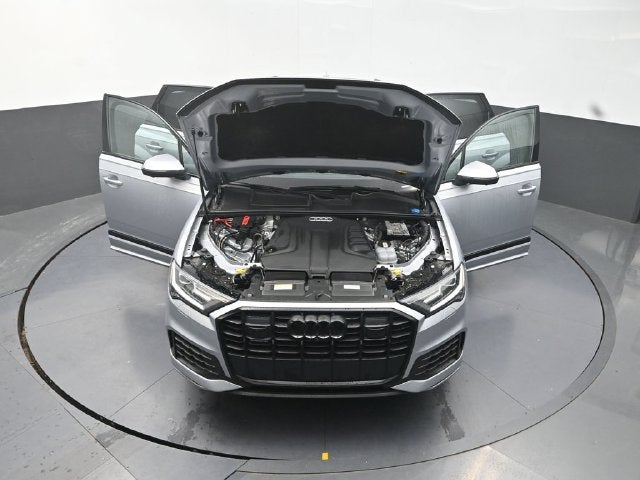 2022 Audi Q7 45 Premium Plus quattro