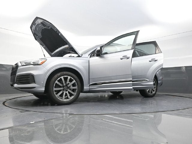 2022 Audi Q7 45 Premium Plus quattro