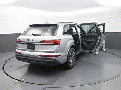 2022 Audi Q7 45 Premium Plus quattro