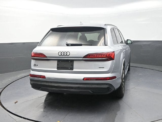 2022 Audi Q7 45 Premium Plus quattro