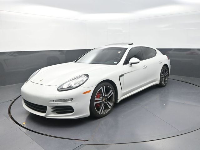 2016 Porsche Panamera 4