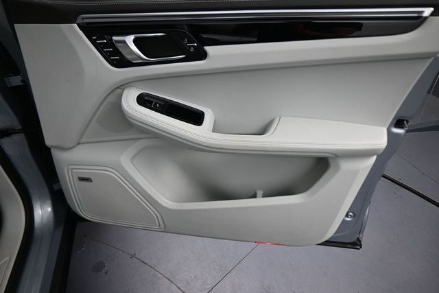 2019 Porsche Macan Base