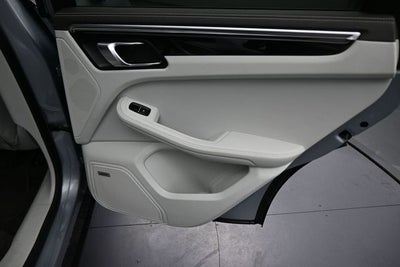 2019 Porsche Macan Base