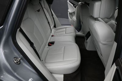 2019 Porsche Macan Base