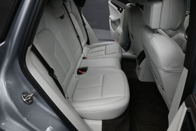 2019 Porsche Macan Base