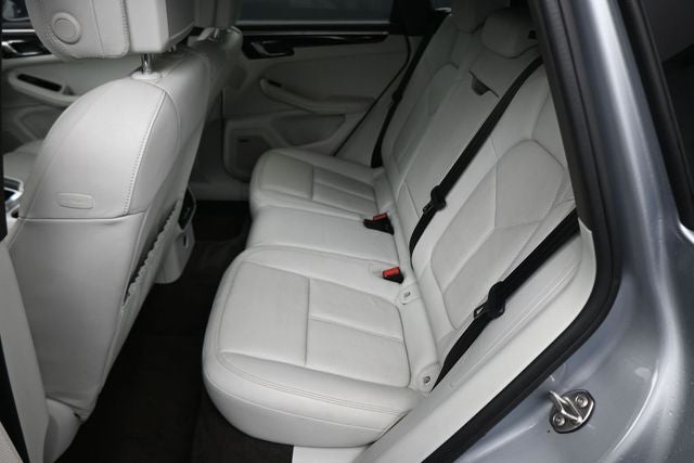 2019 Porsche Macan Base