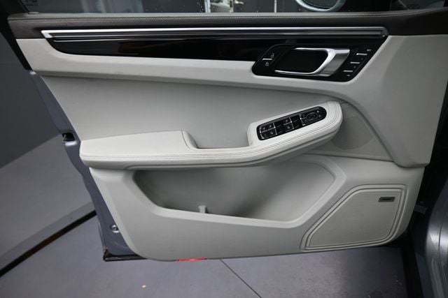 2019 Porsche Macan Base