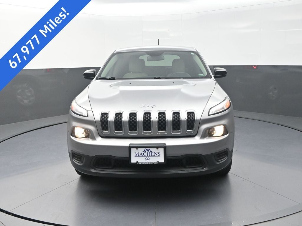 2017 Jeep Cherokee Sport
