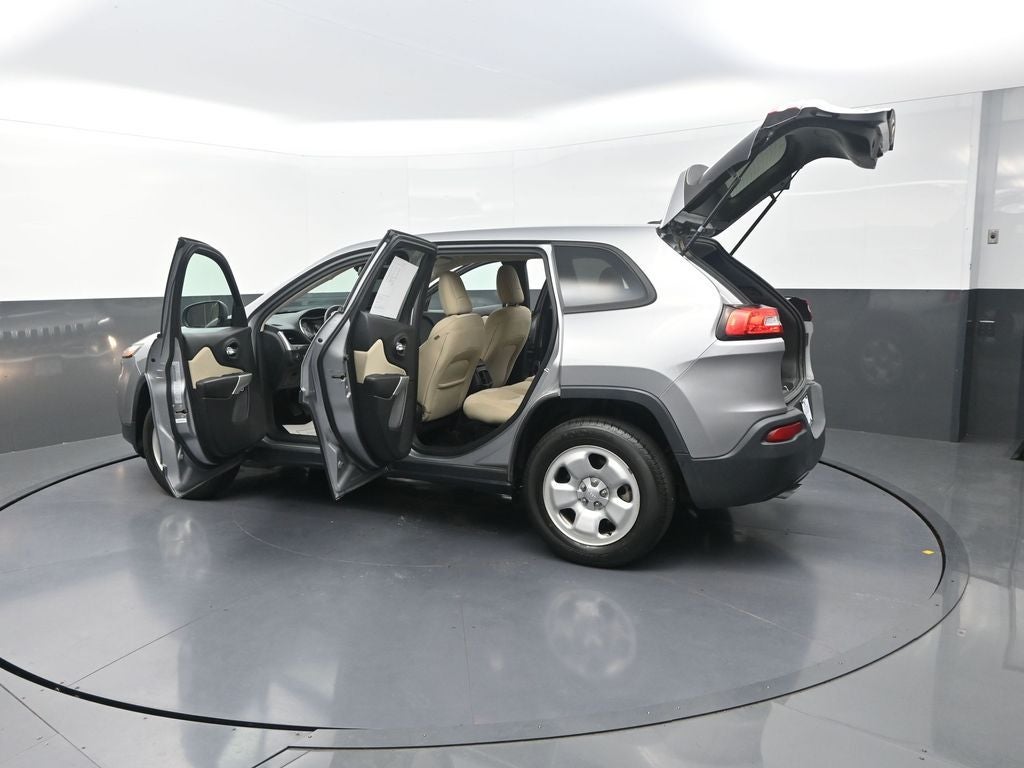 2017 Jeep Cherokee Sport