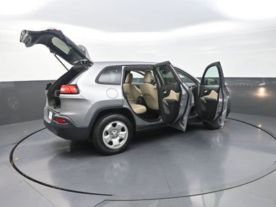 2017 Jeep Cherokee Sport