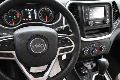 2017 Jeep Cherokee Sport