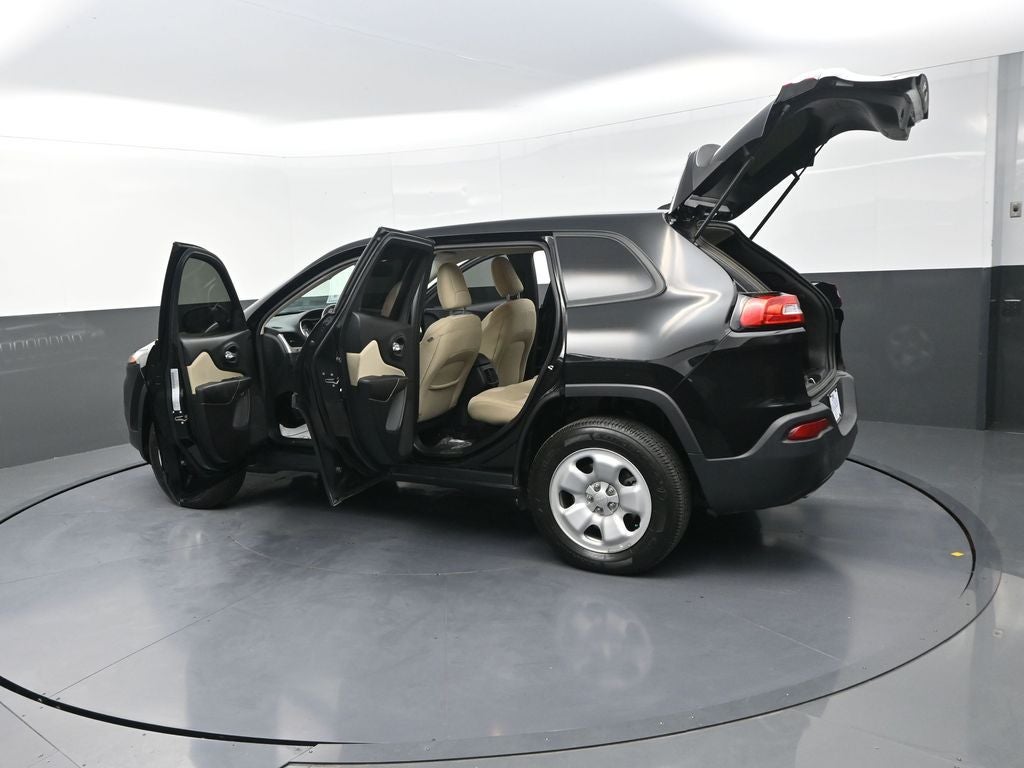 2017 Jeep Cherokee Sport