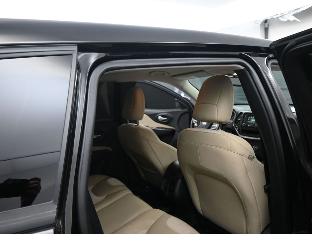 2017 Jeep Cherokee Sport