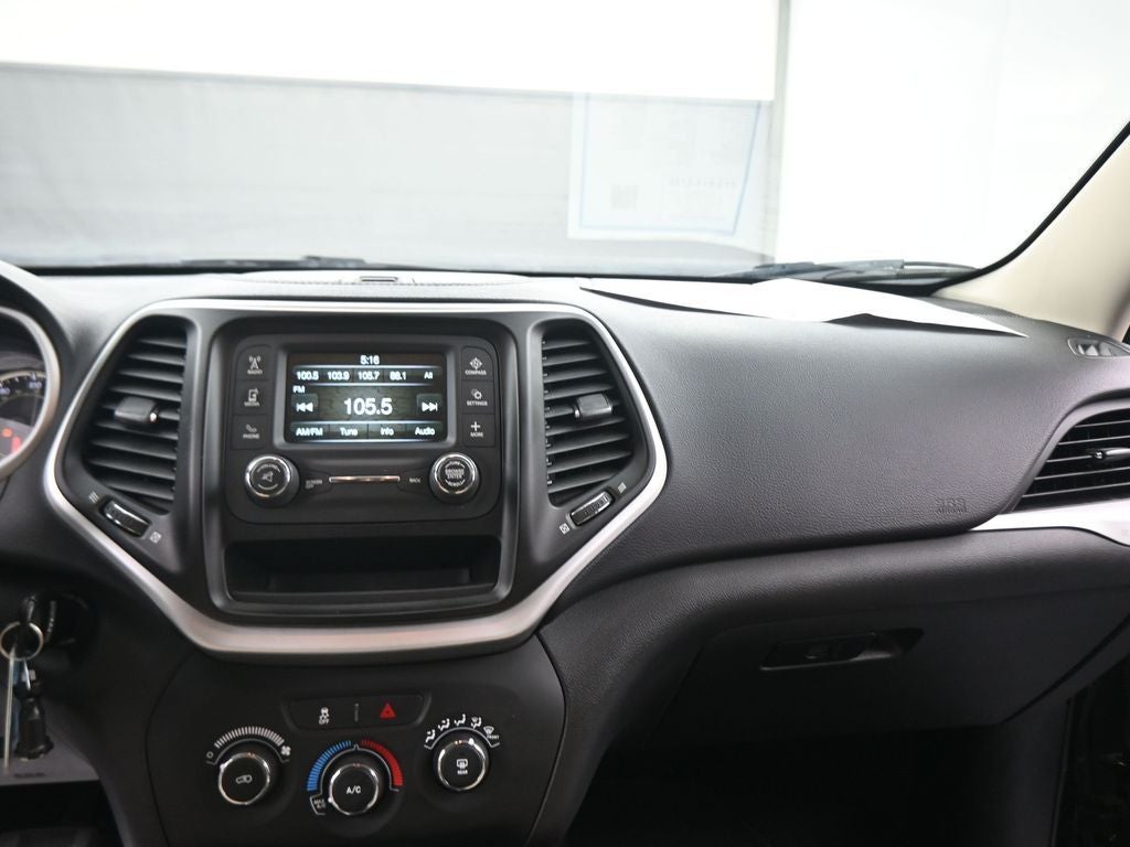 2017 Jeep Cherokee Sport