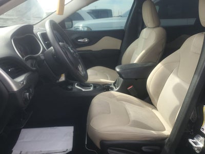 2017 Jeep Cherokee Sport