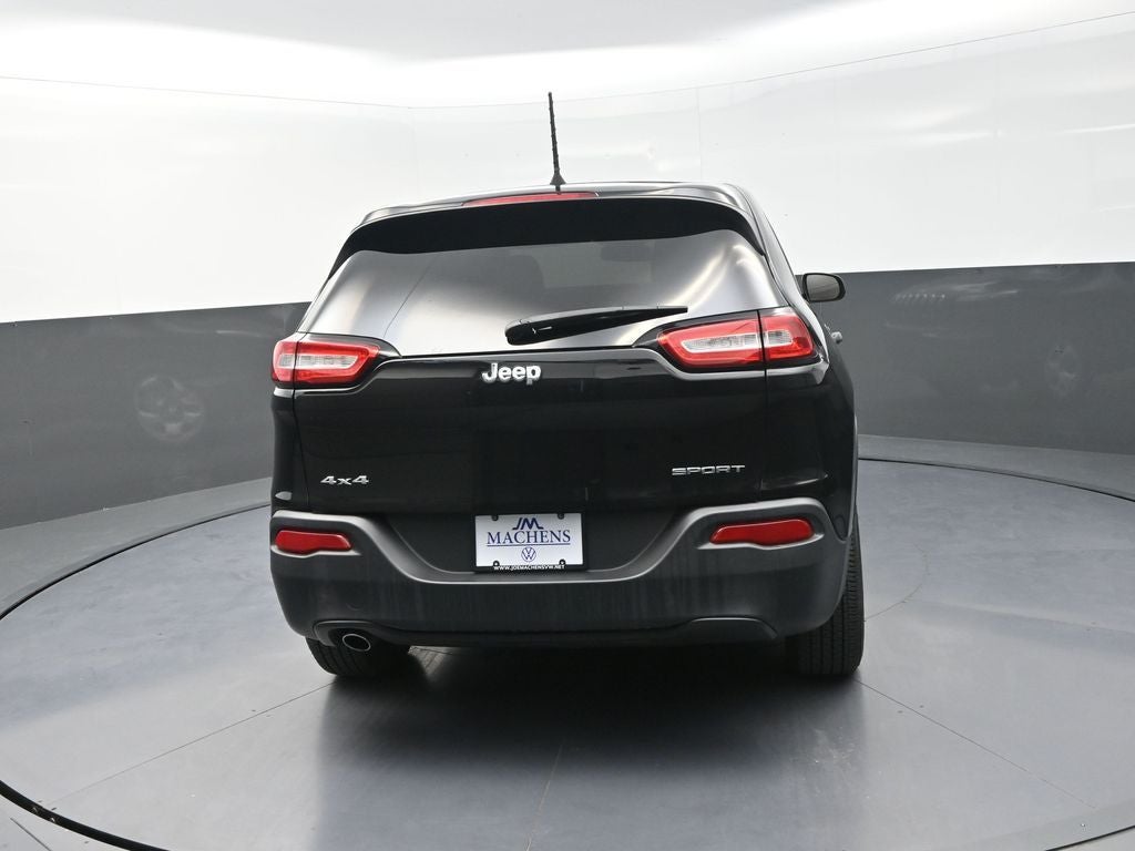 2017 Jeep Cherokee Sport