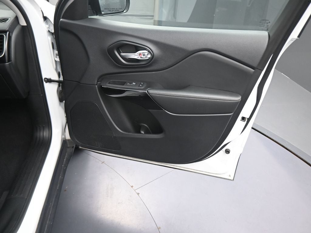 2023 Jeep Cherokee Altitude