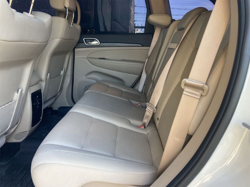 2019 Jeep Grand Cherokee Laredo E