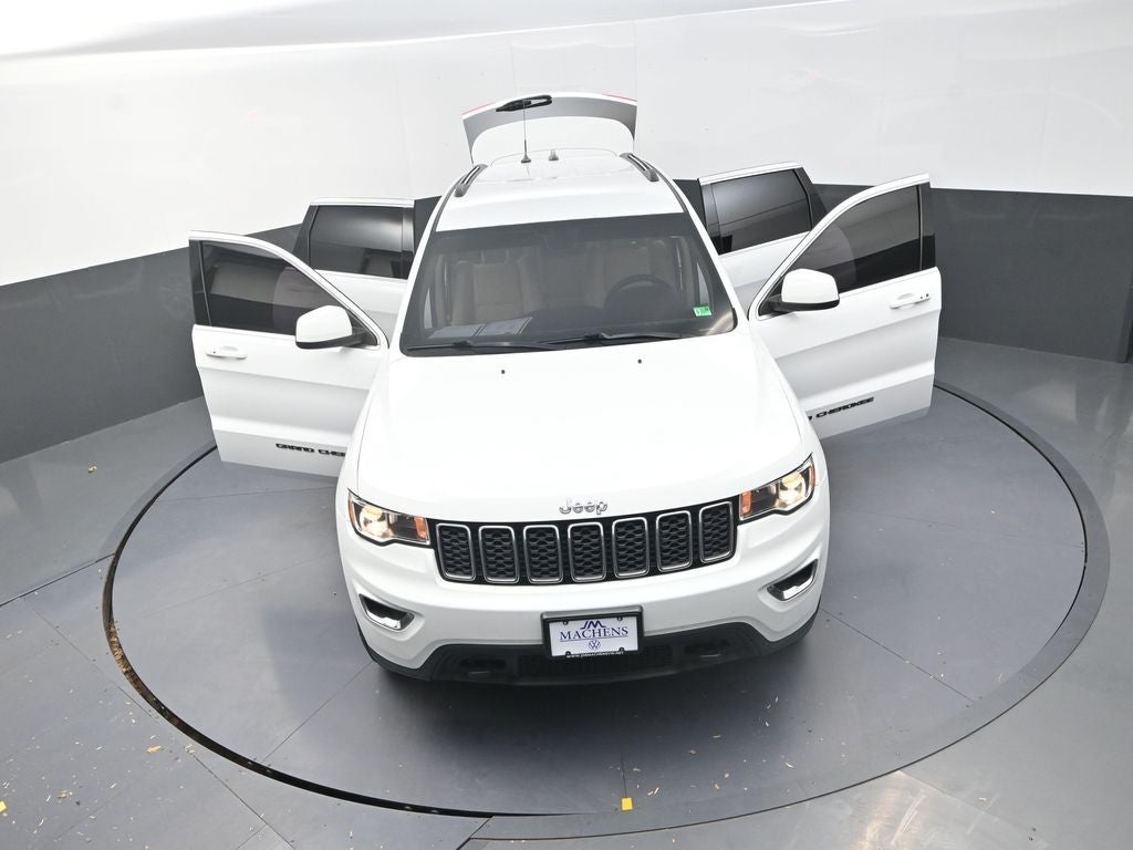 2019 Jeep Grand Cherokee Laredo E
