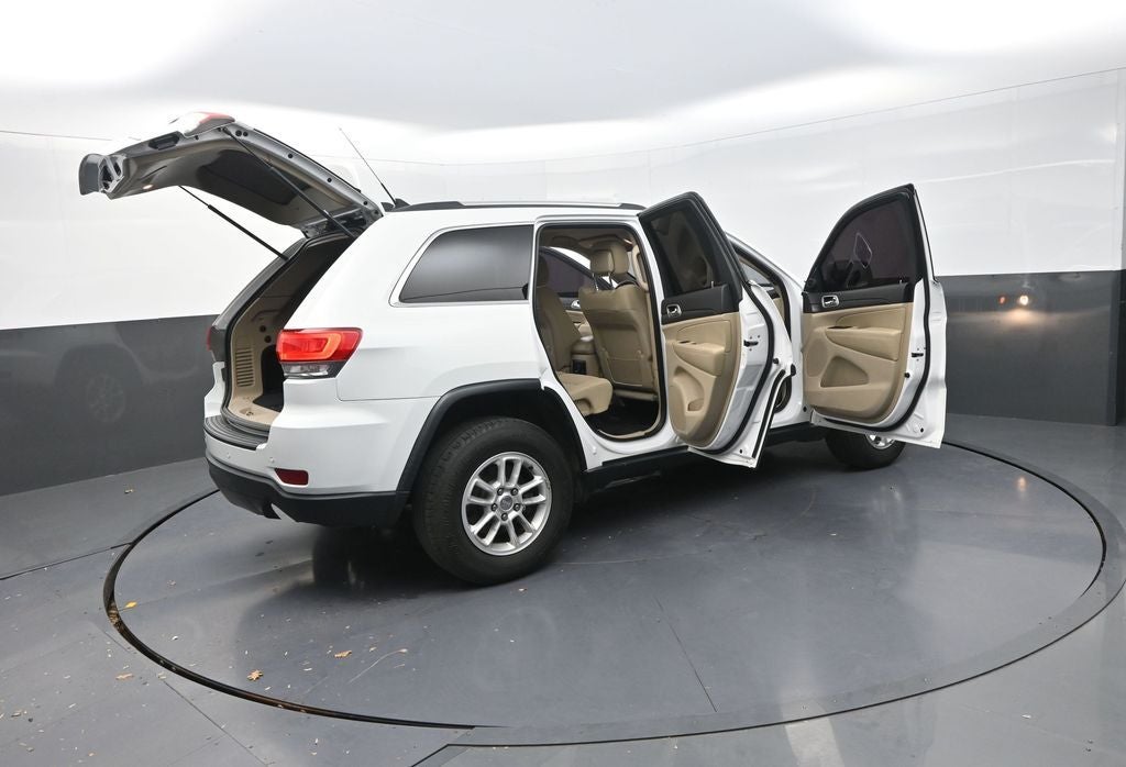 2019 Jeep Grand Cherokee Laredo E