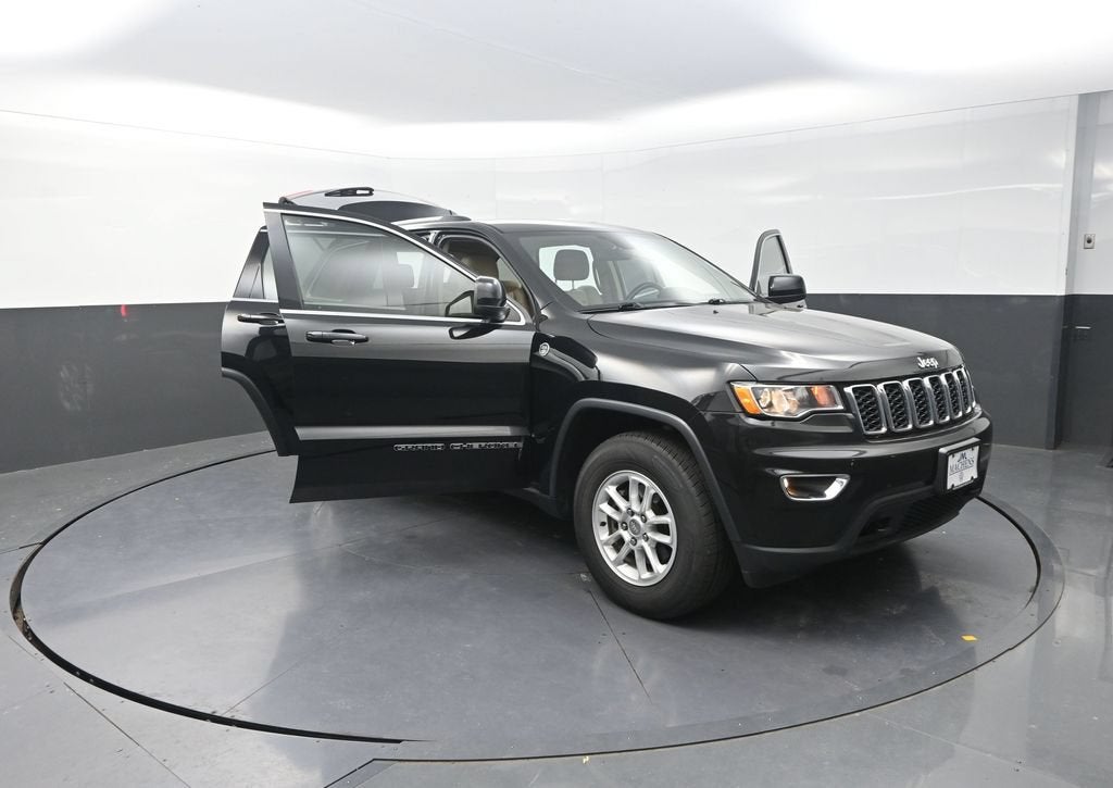 2020 Jeep Grand Cherokee Laredo E