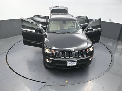 2020 Jeep Grand Cherokee Laredo E