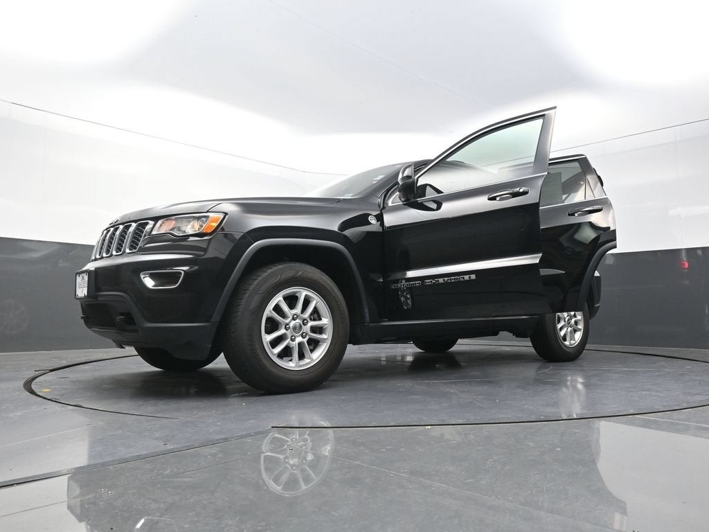 2020 Jeep Grand Cherokee Laredo E