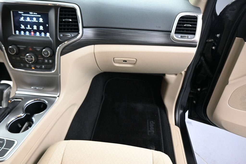 2020 Jeep Grand Cherokee Laredo E