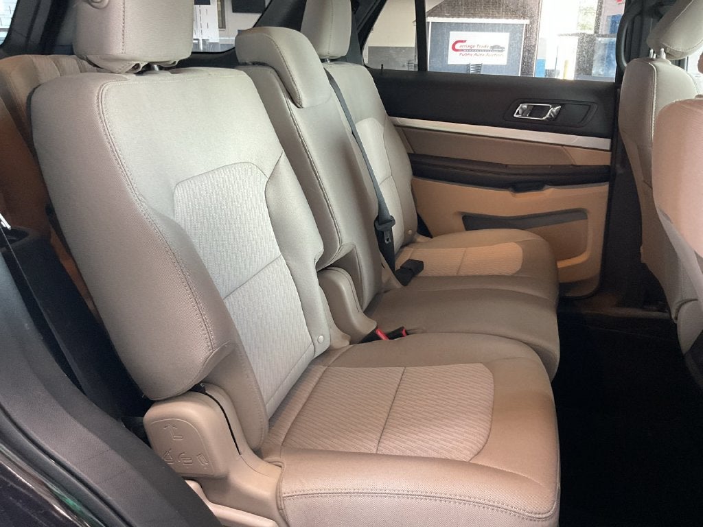 2019 Ford Explorer Base
