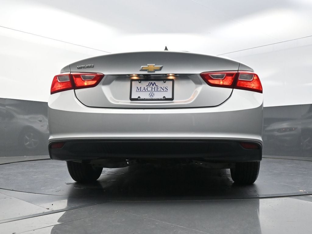 2017 Chevrolet Malibu LS 1FL
