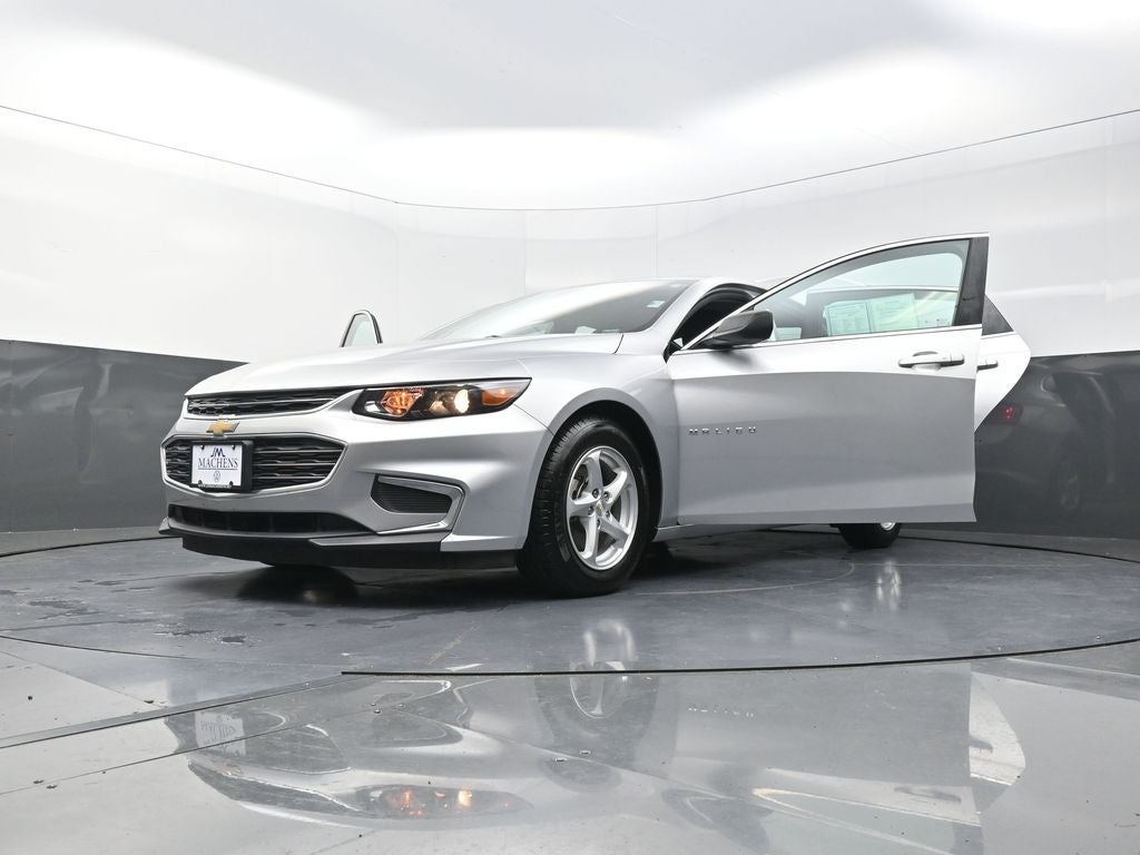 2017 Chevrolet Malibu LS 1FL