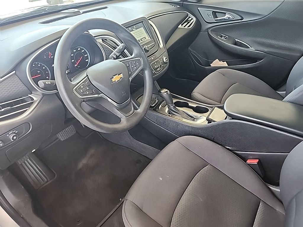 2017 Chevrolet Malibu LS 1FL