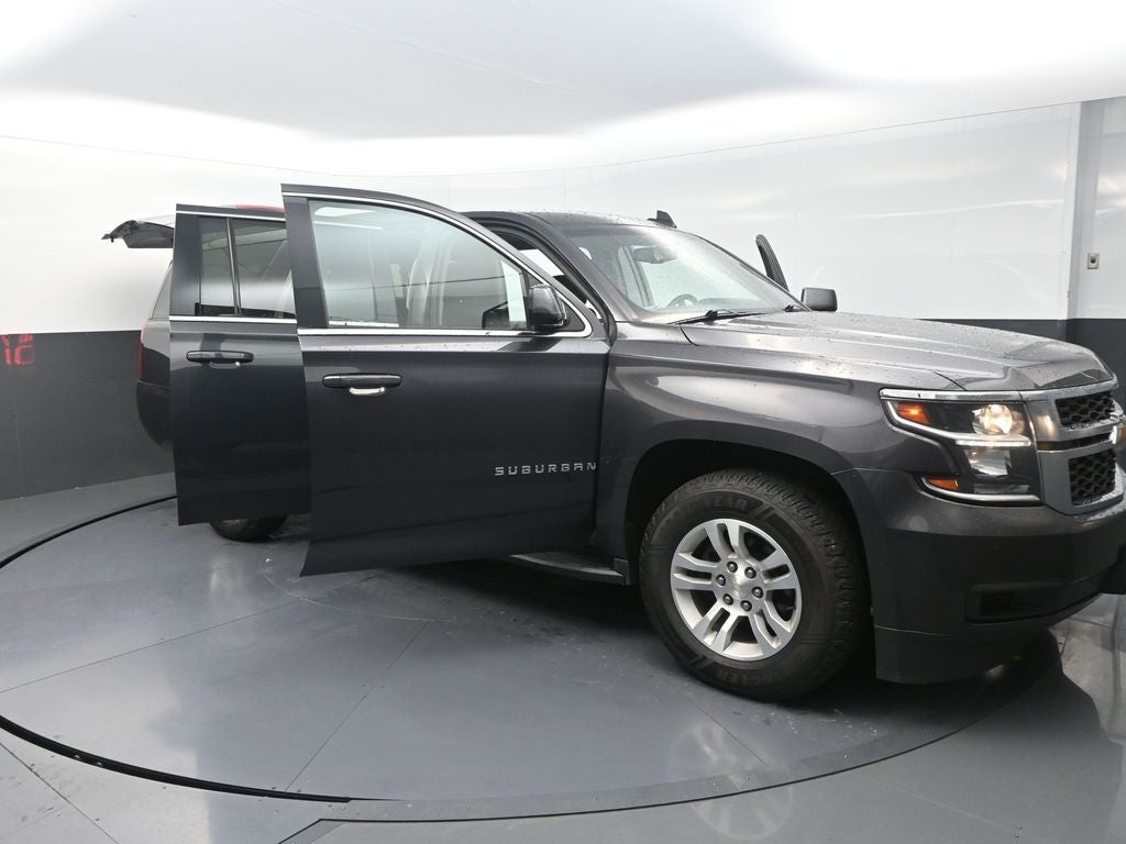 2017 Chevrolet Suburban LS