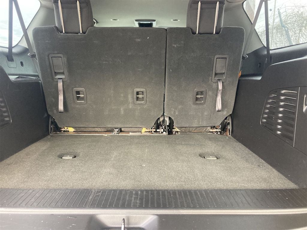 2018 Chevrolet Suburban LS