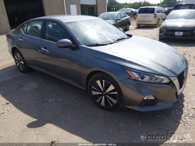2021 Nissan Altima 2.5 SV