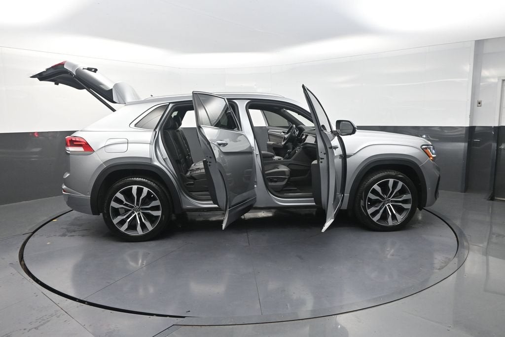 2023 Volkswagen Atlas Cross Sport 3.6L V6 SEL Premium R-Line