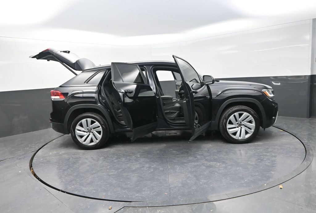 2023 Volkswagen Atlas Cross Sport 2.0T SE w/Technology