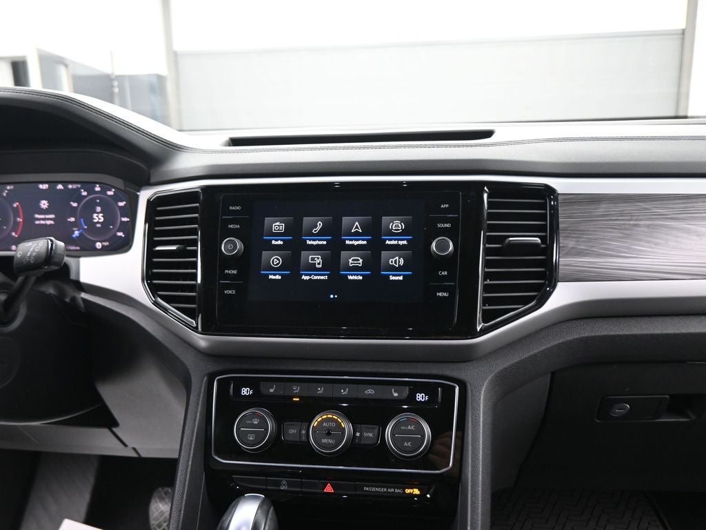 2023 Volkswagen Atlas Cross Sport 2.0T SE w/Technology