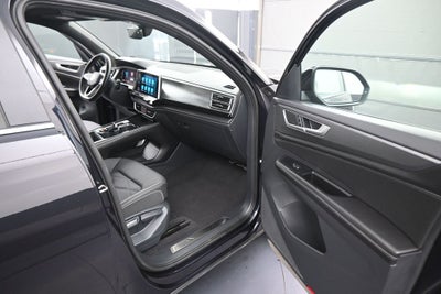 2026 Volkswagen Atlas Cross Sport SE w/Technology